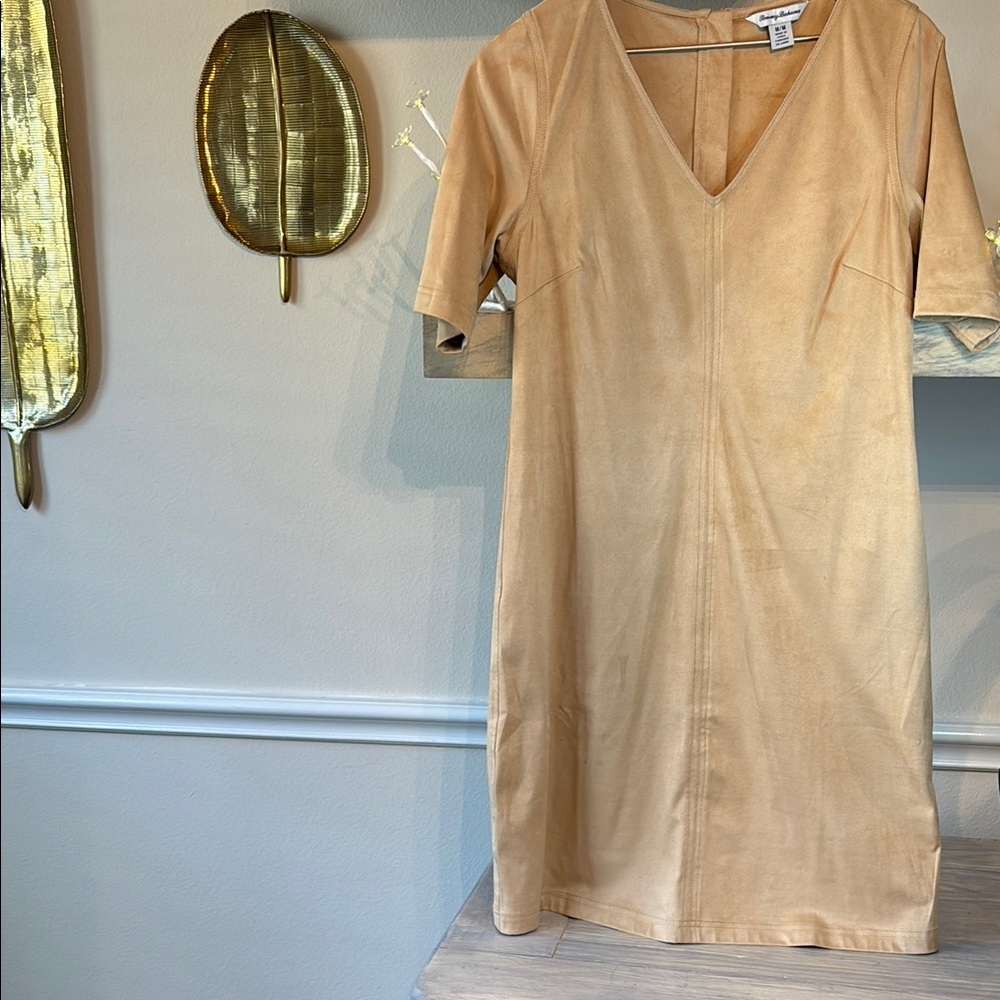 Women's Tan Dress